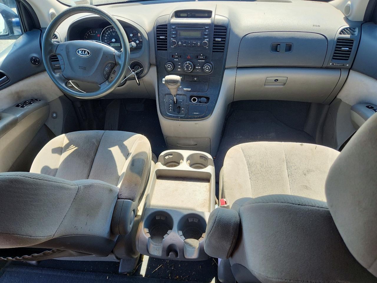 2008 KIA SEDONA