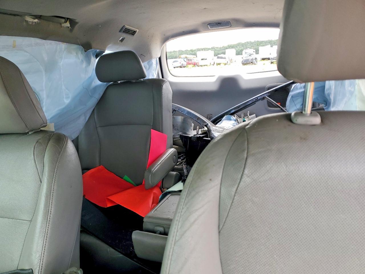 2011 TOYOTA Highlander Hybrid