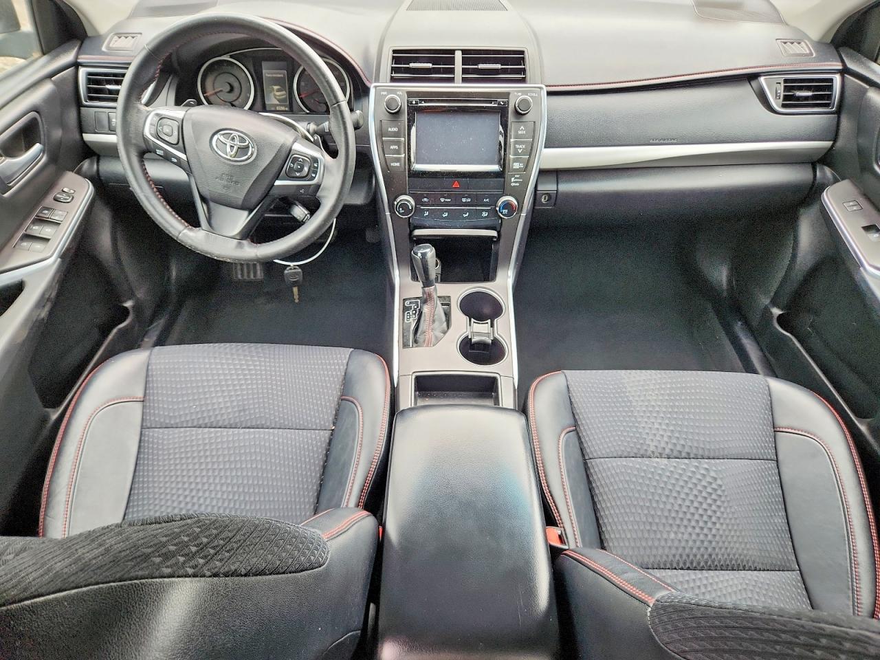 2015 TOYOTA CAMRY