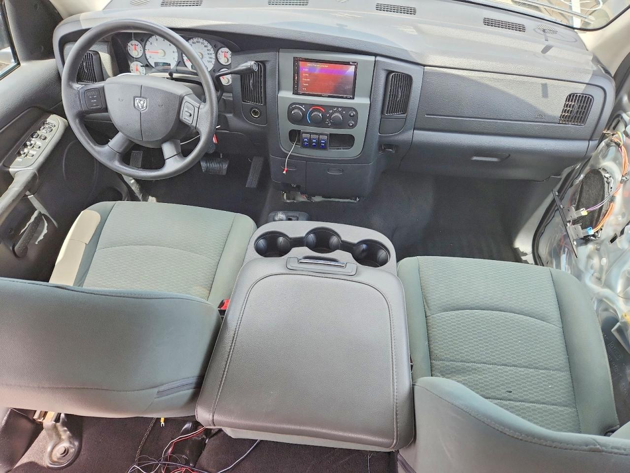 2004 DODGE RAM 1500