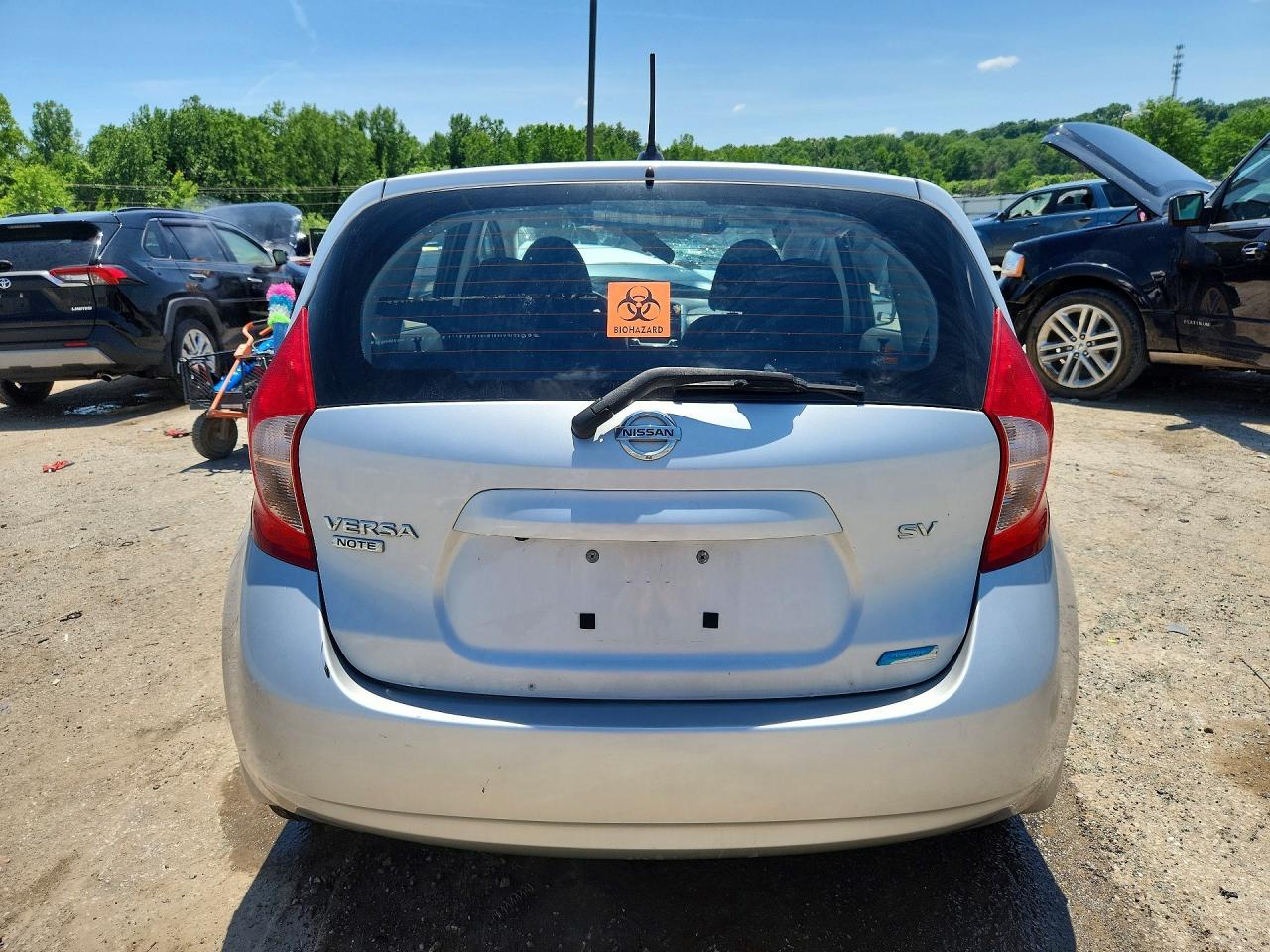 2016 NISSAN Versa Note