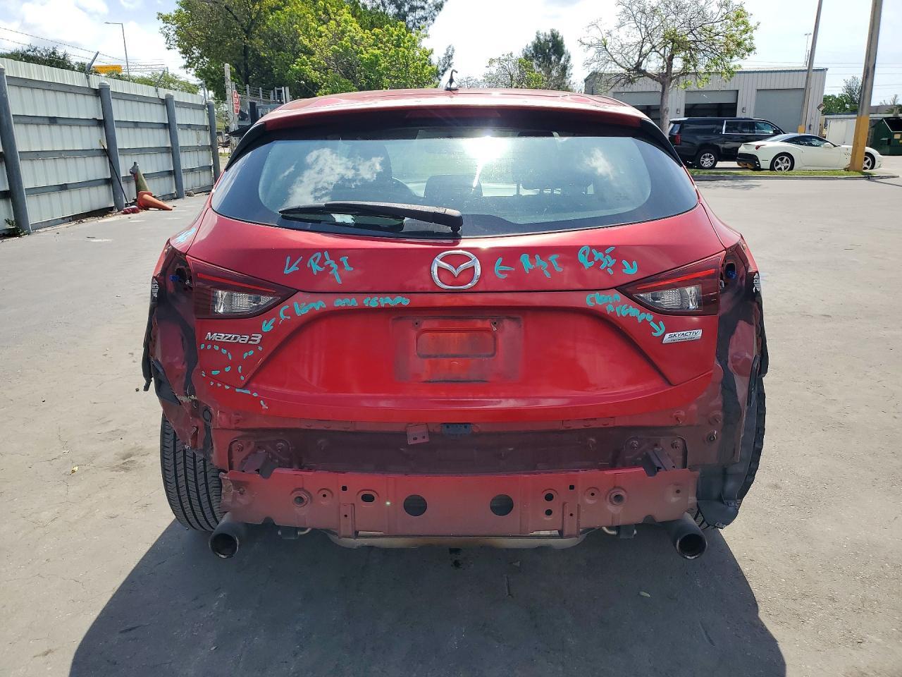 2015 MAZDA 3