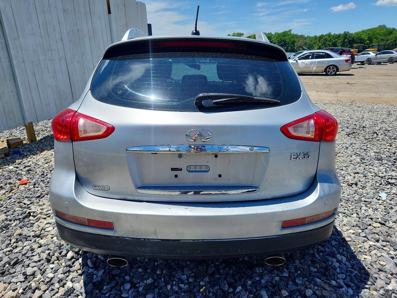 2010 INFINITI EX35