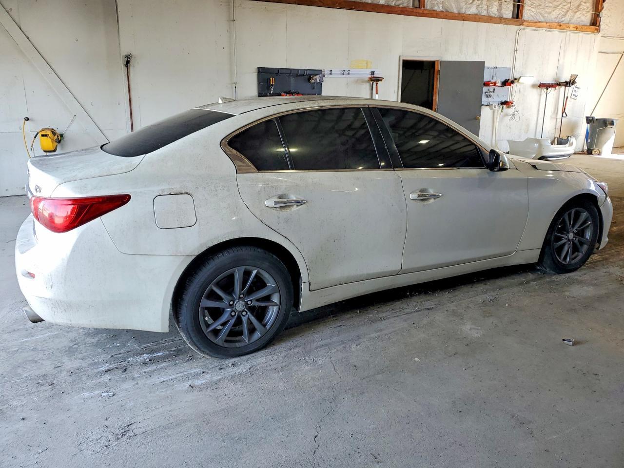 2017 INFINITI Q50