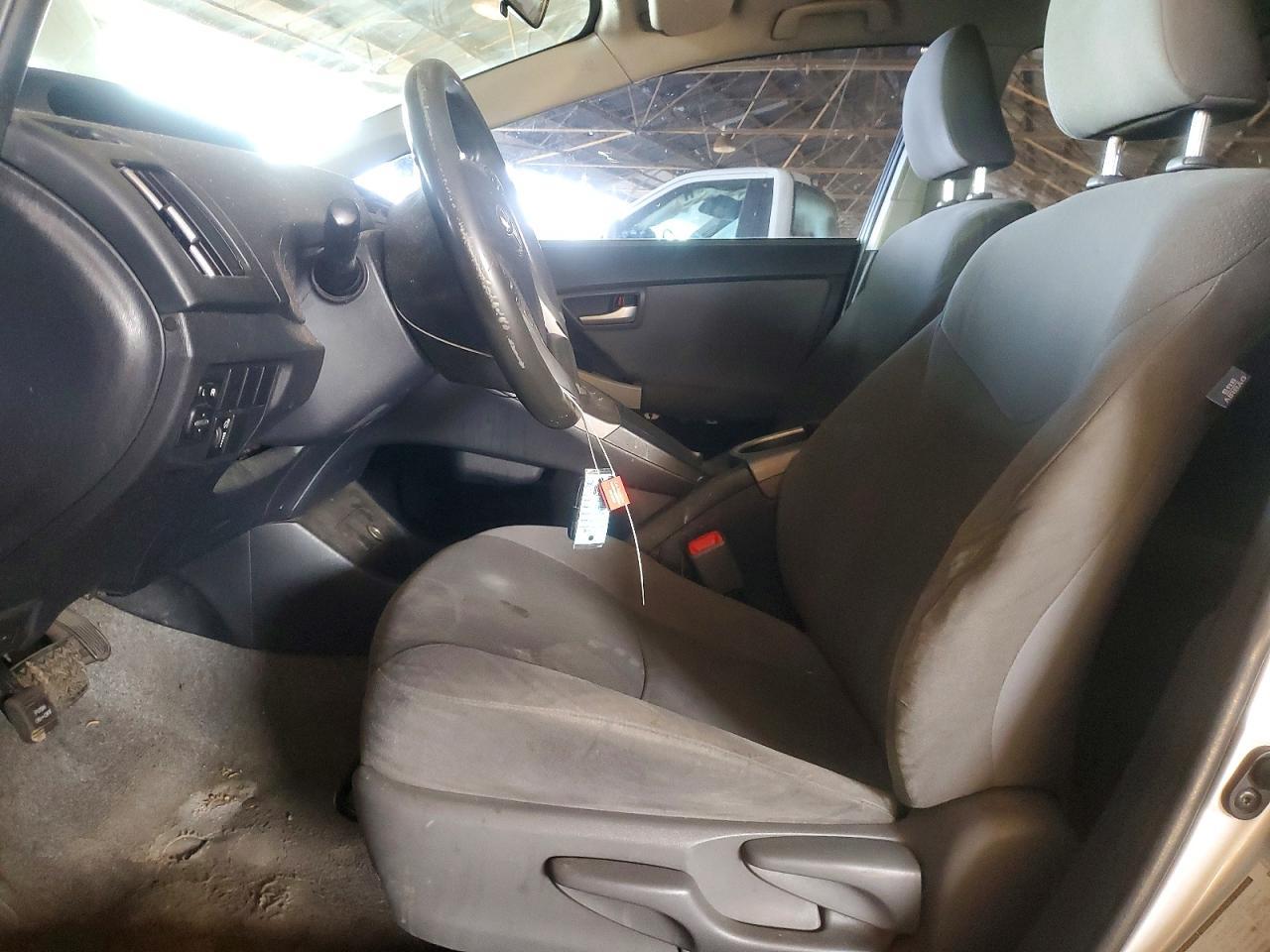 2013 TOYOTA PRIUS