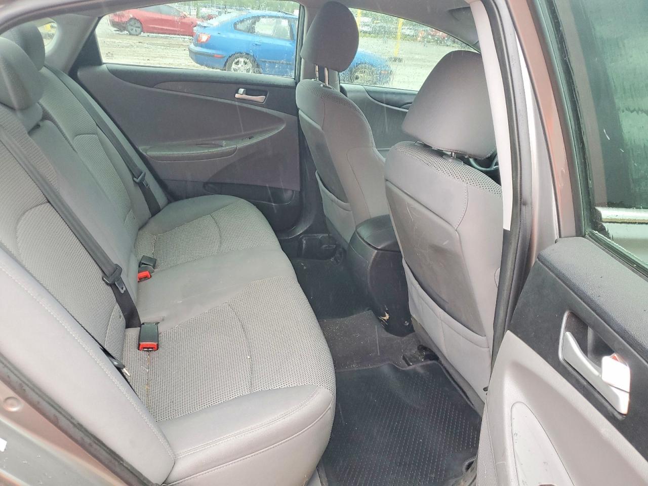 2011 HYUNDAI SONATA