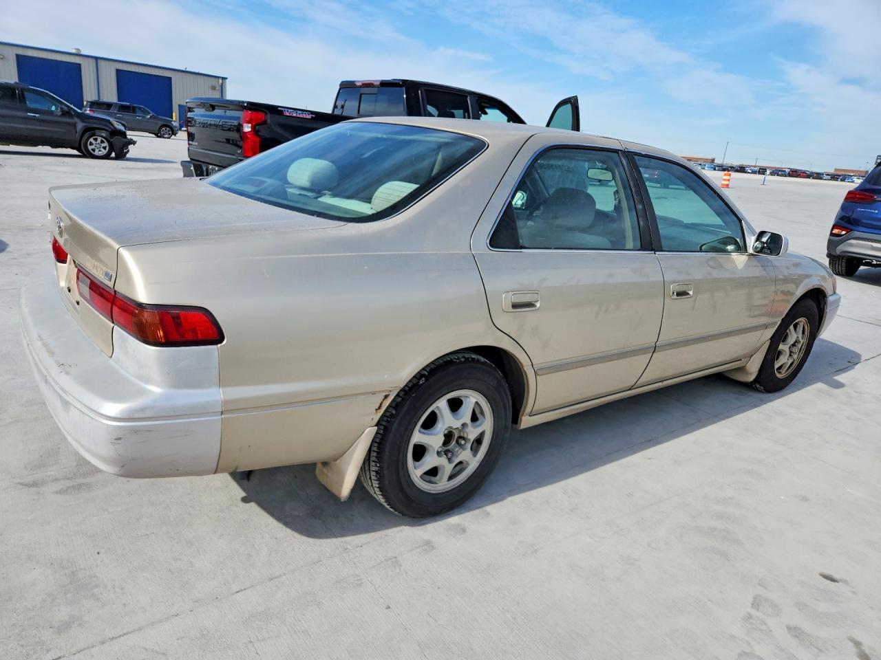1998 TOYOTA CAMRY