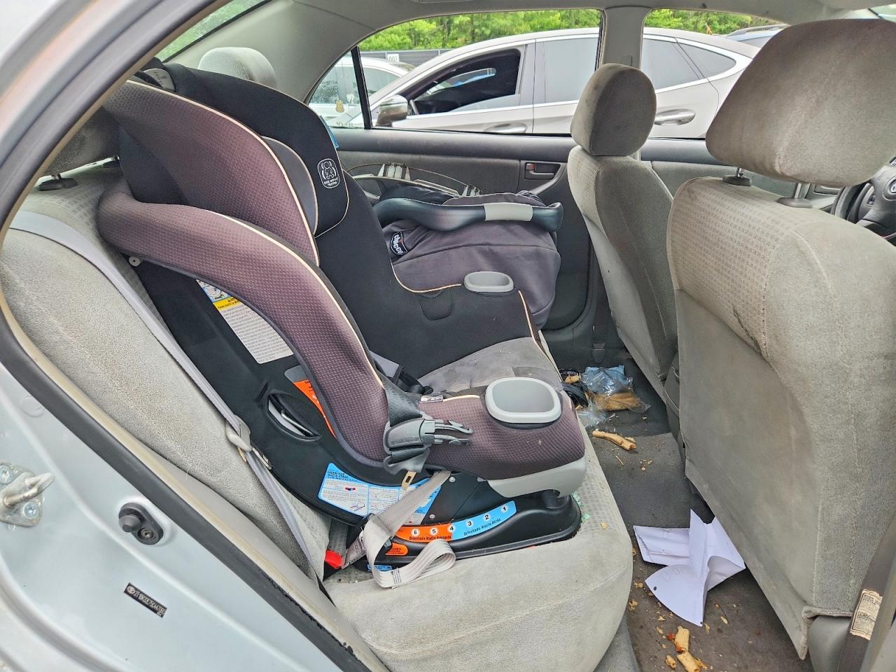2005 TOYOTA COROLLA