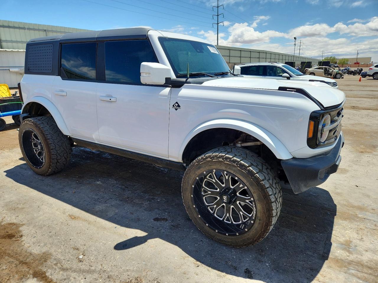 2024 FORD Bronco