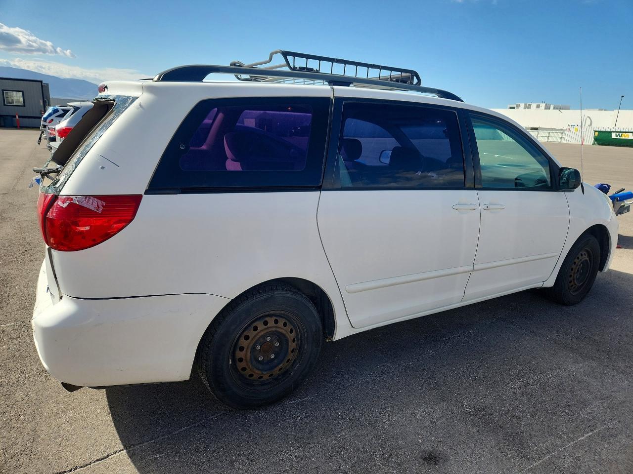 2006 TOYOTA SIENNA