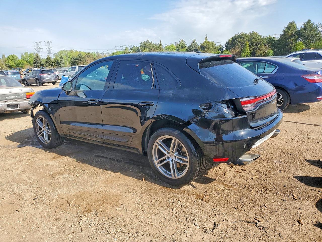 2022 PORSCHE Macan