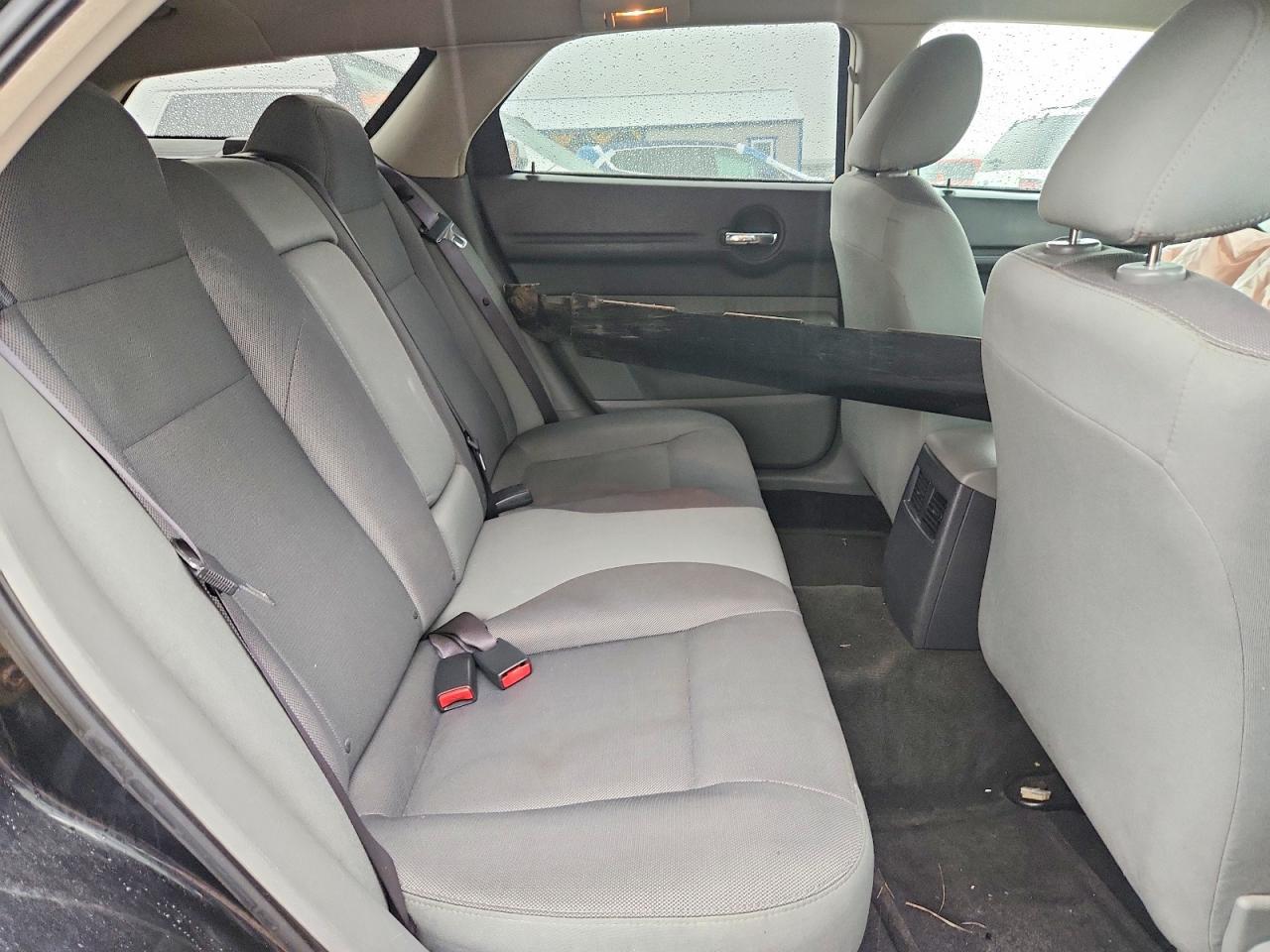 2005 DODGE MAGNUM