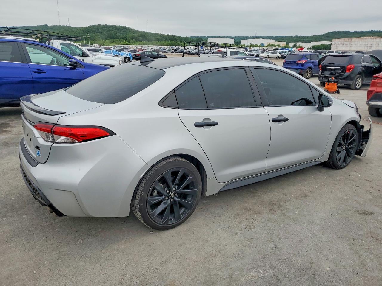 2021 TOYOTA COROLLA