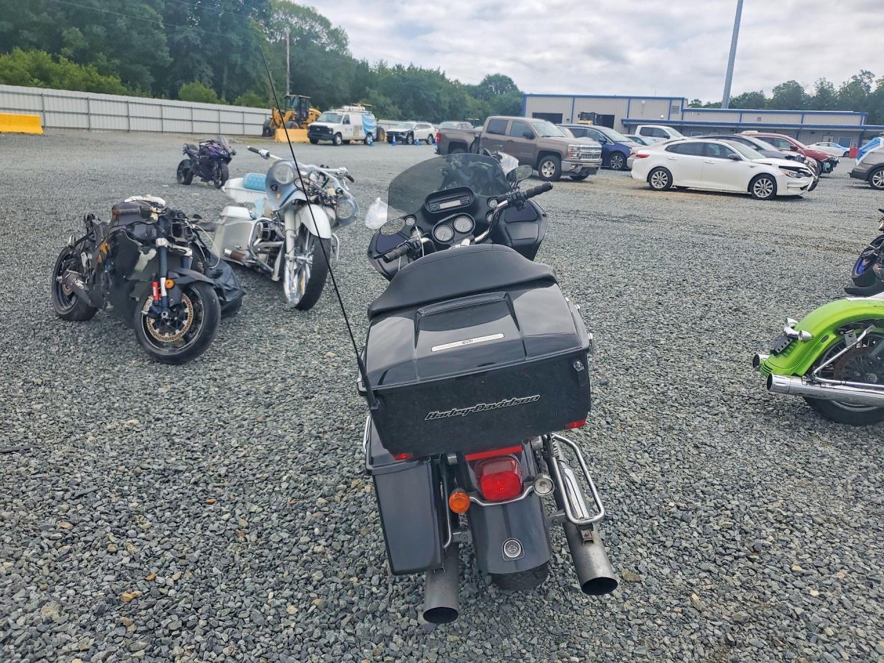 2011 HARLEY-DAVIDSON FLTRU