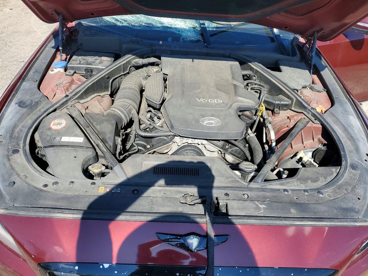 2016 HYUNDAI GENESIS