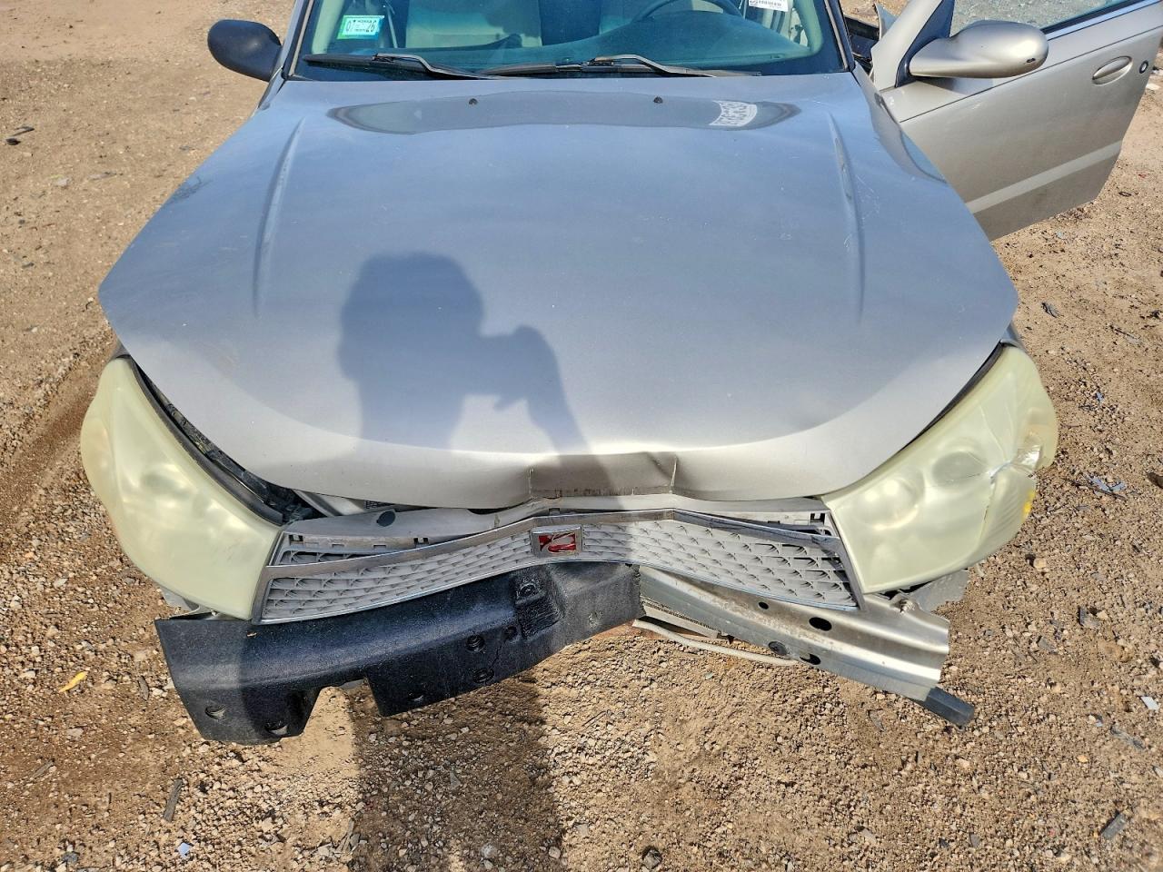 2003 SATURN L200