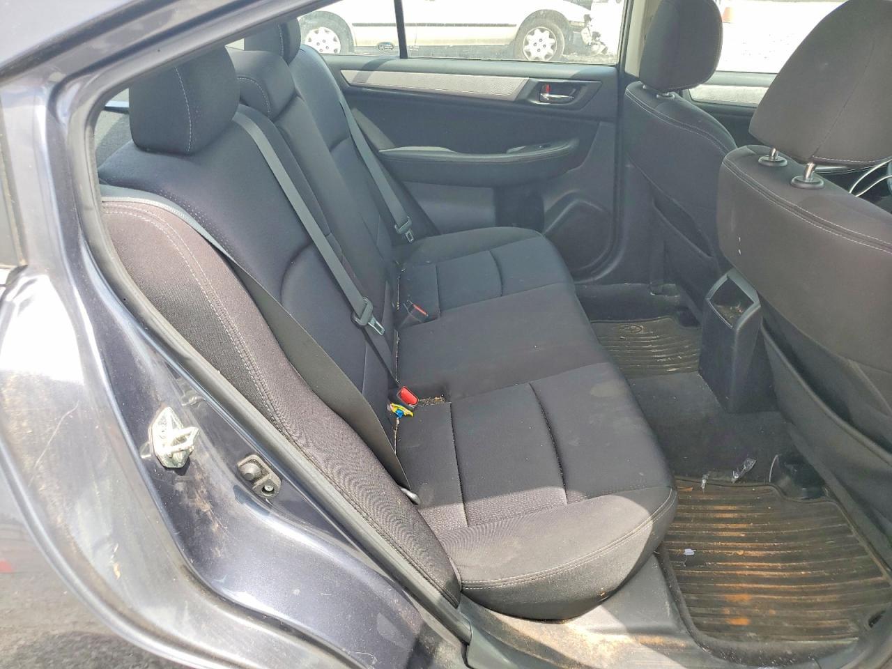 2015 SUBARU Legacy