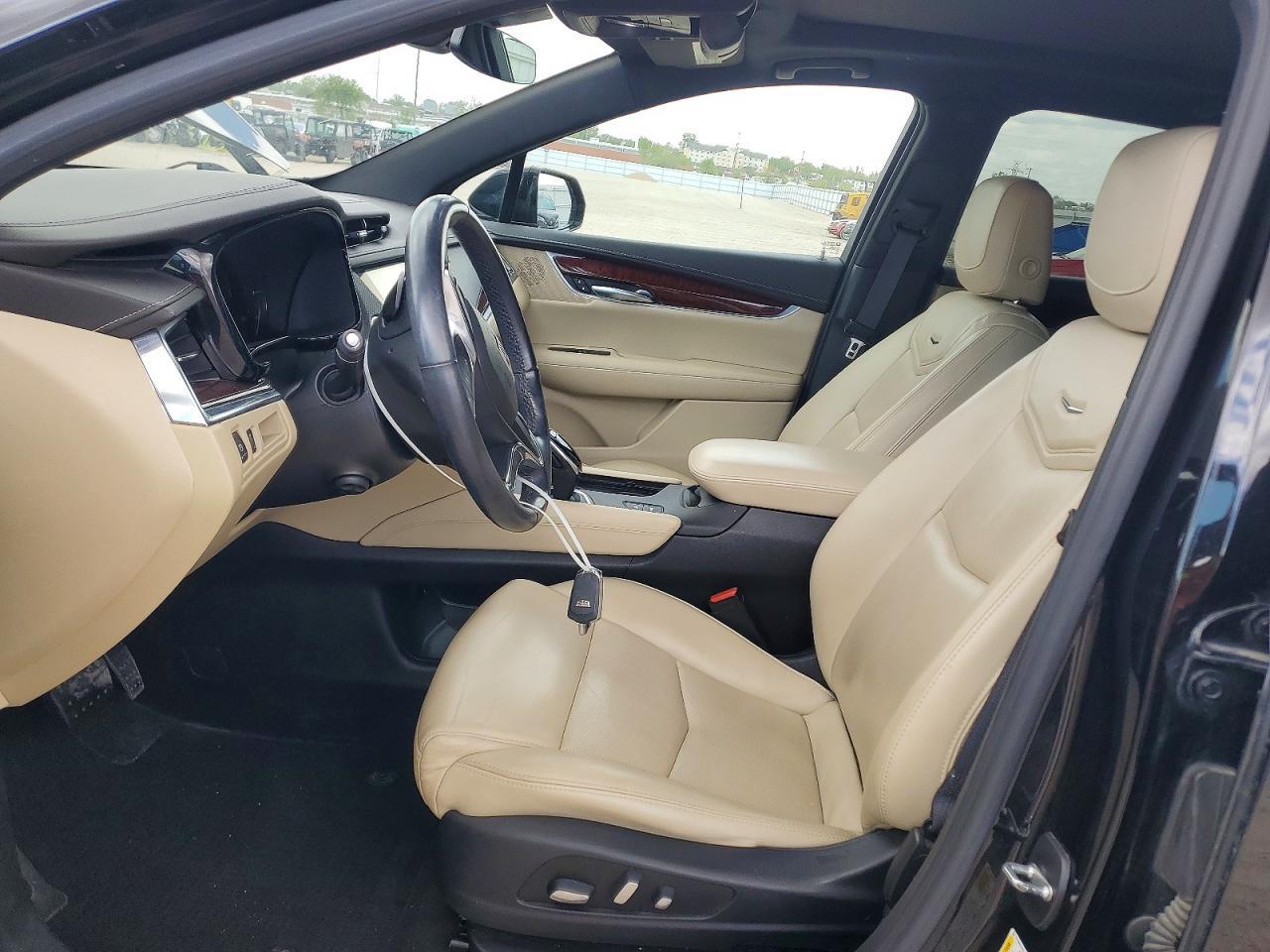 2018 CADILLAC XT5