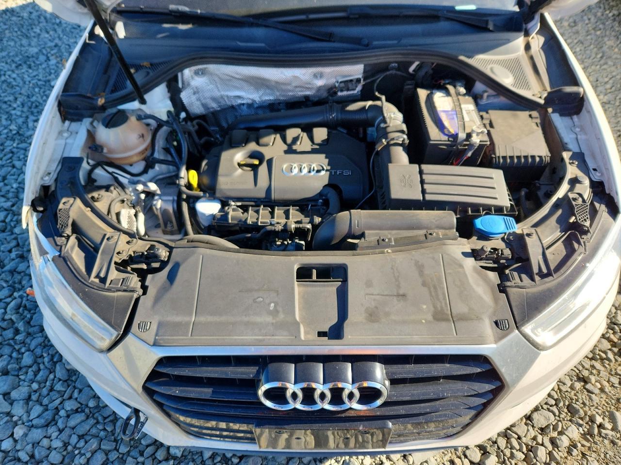2016 AUDI Q3