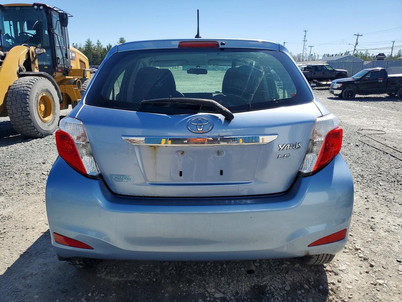 2012 TOYOTA YARIS