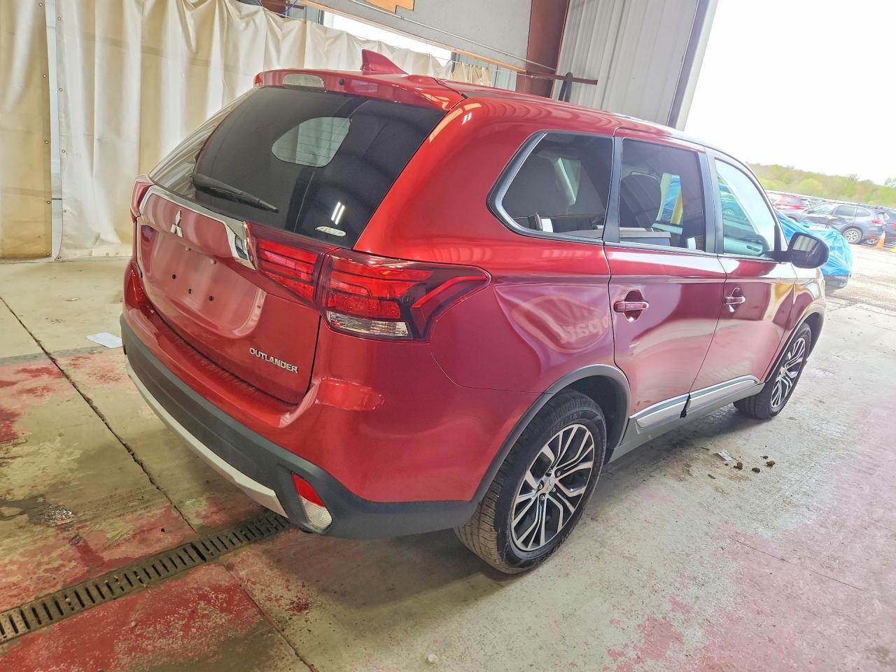 2018 MITSUBISHI outlander