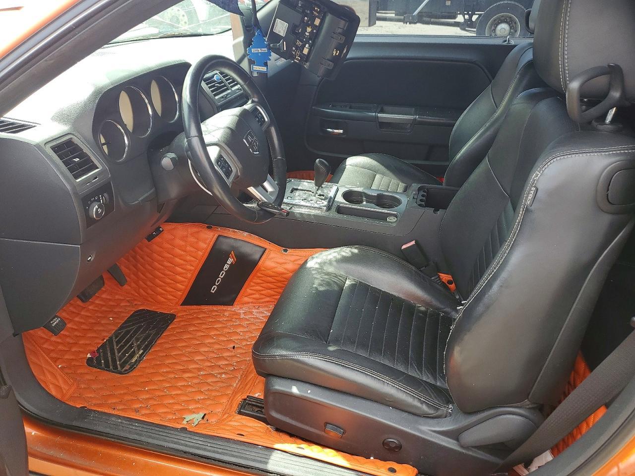 2011 DODGE Challenger