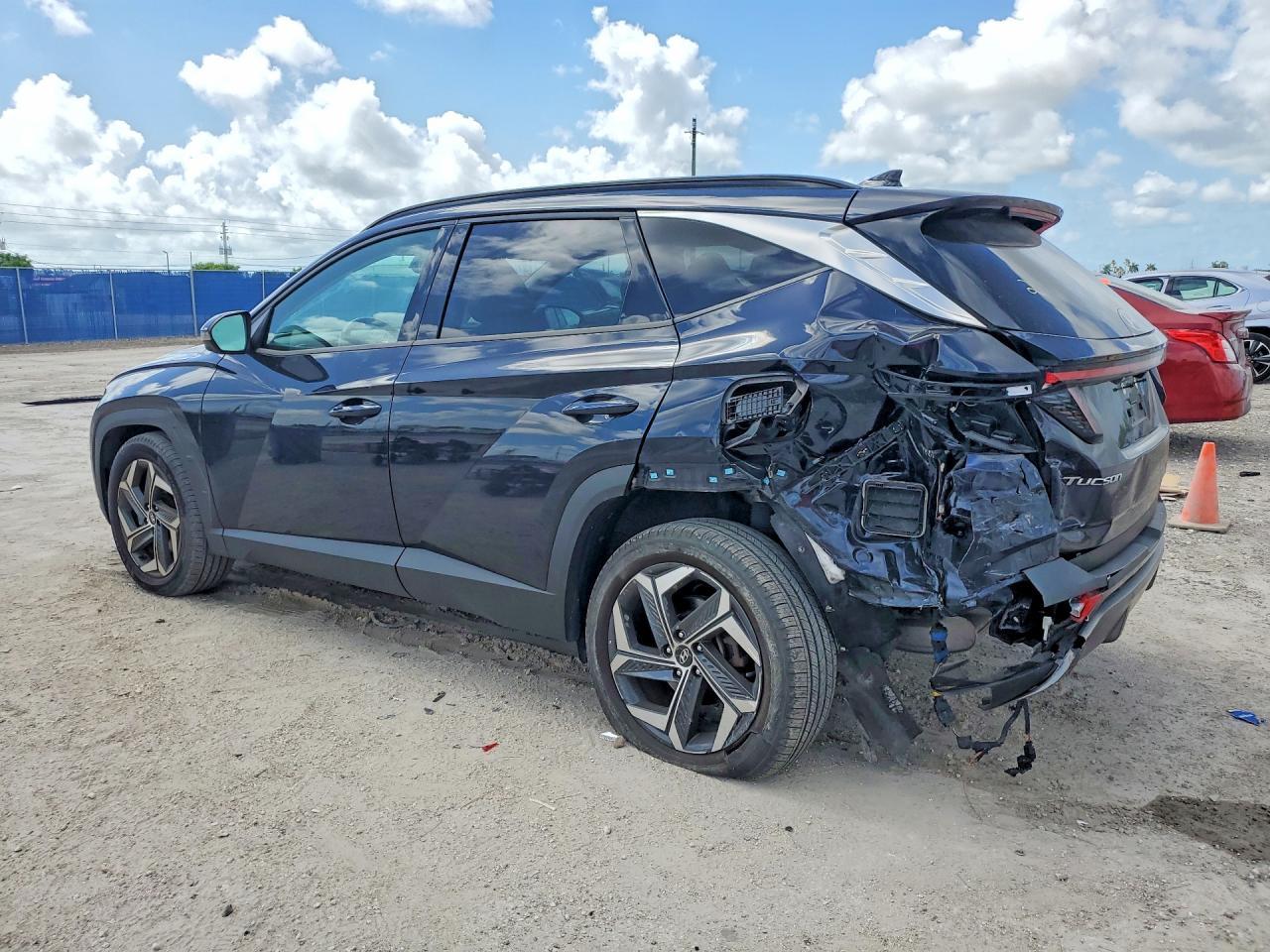 2022 HYUNDAI TUCSON