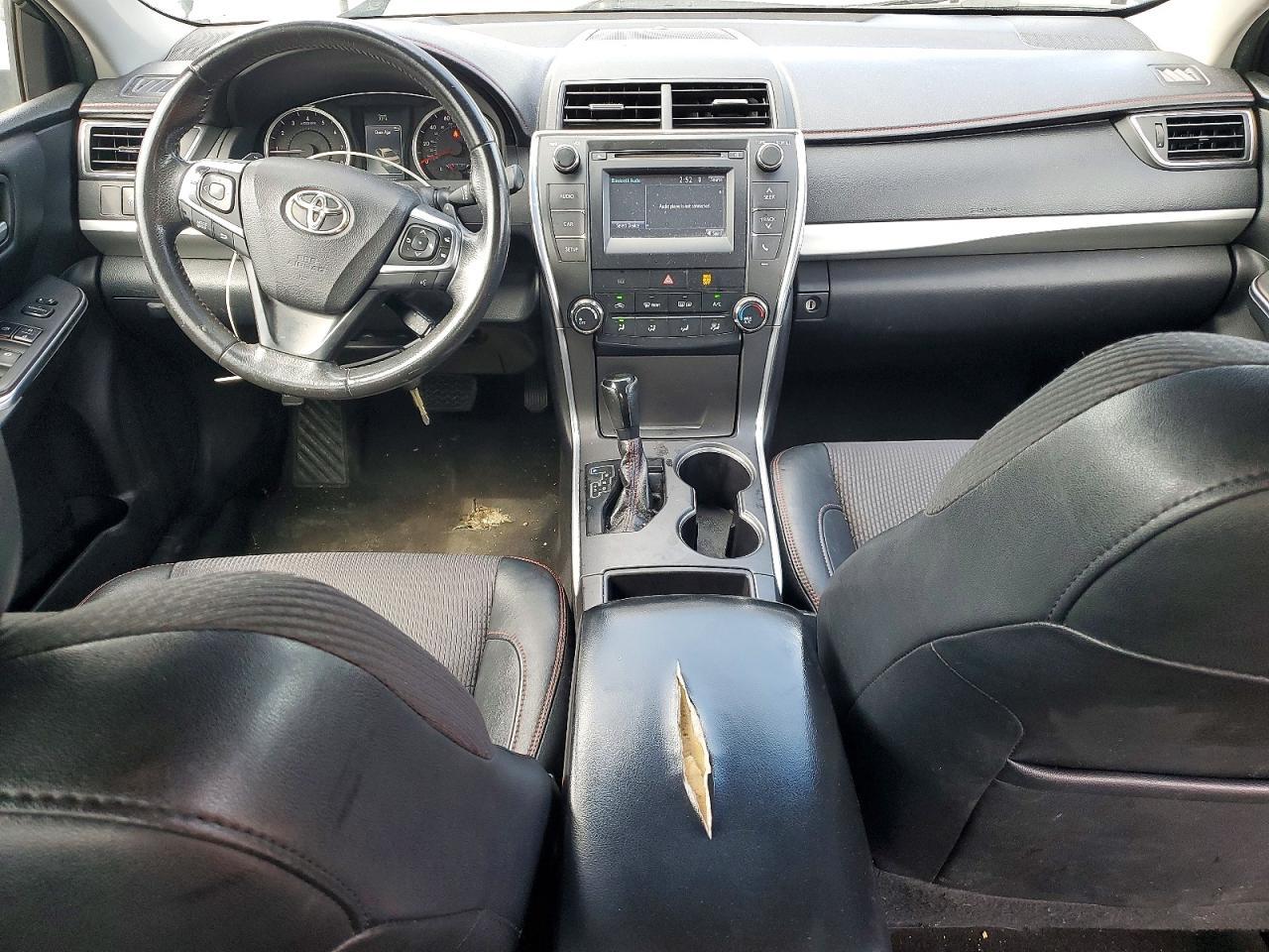 2017 TOYOTA CAMRY
