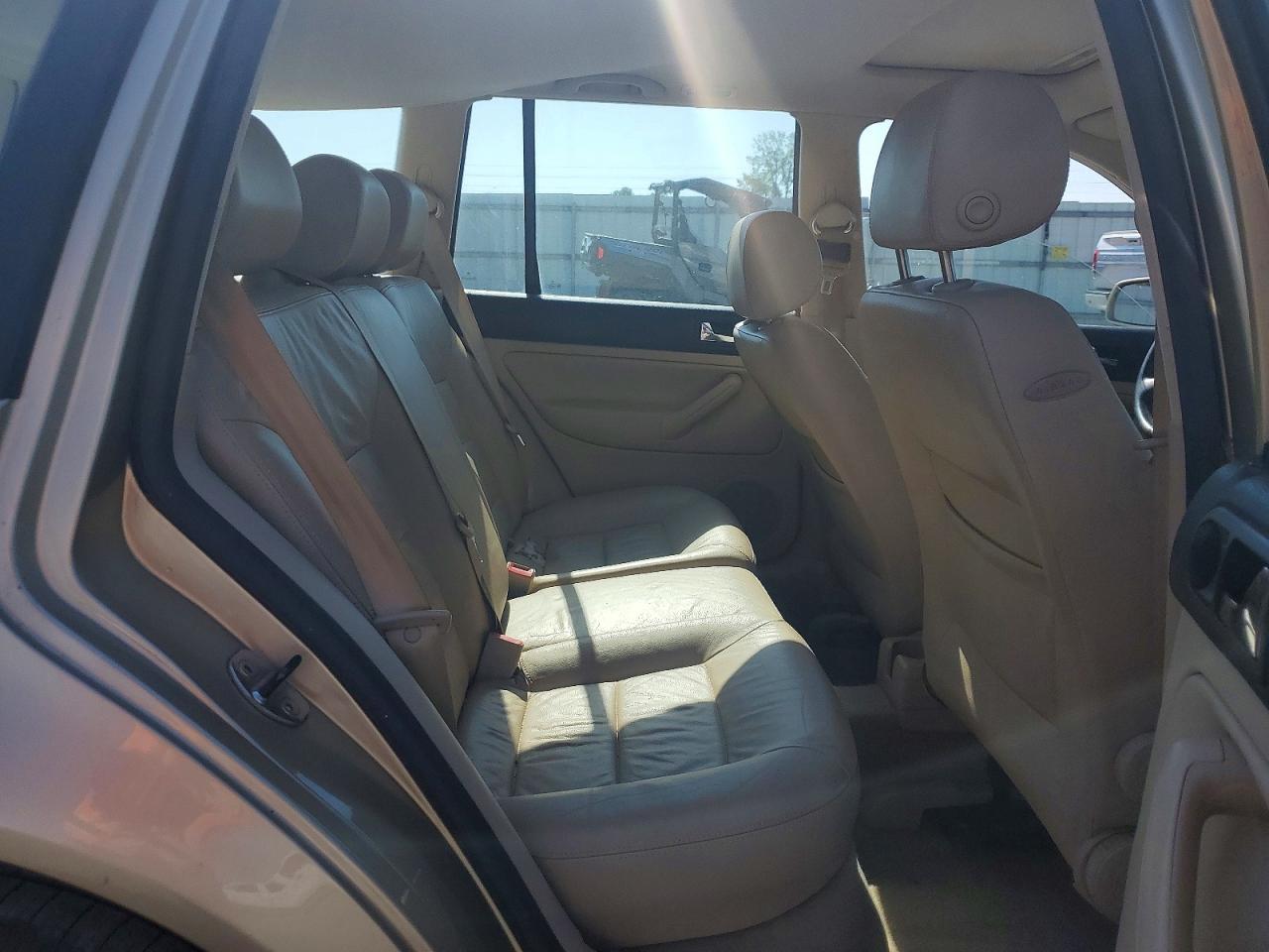2004 VOLKSWAGEN JETTA