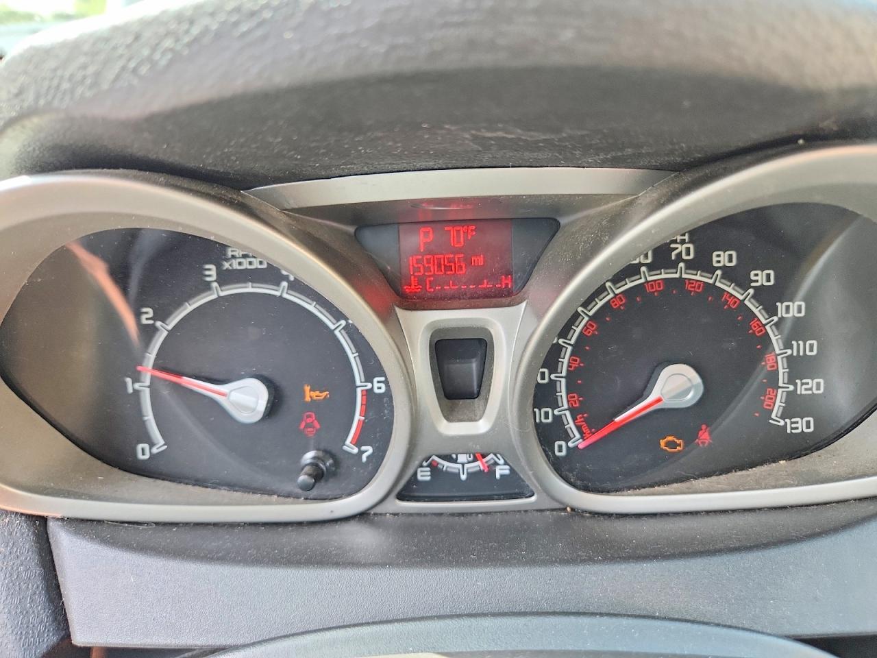 2013 FORD Fiesta