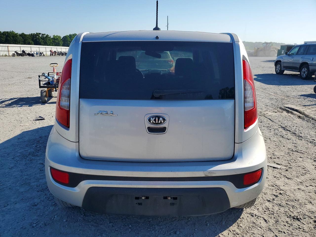 2013 KIA SOUL