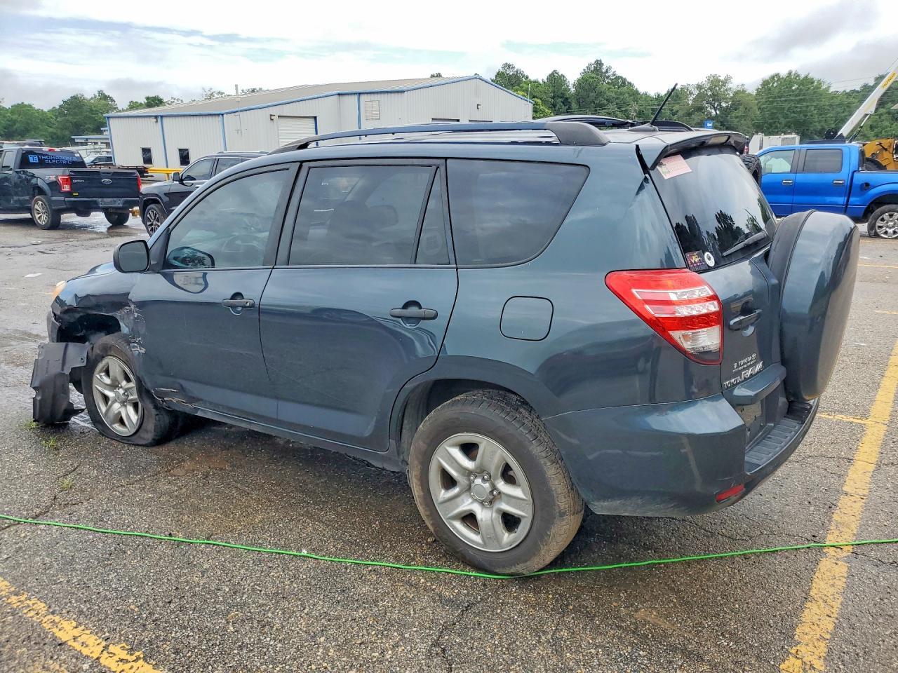 2011 TOYOTA RAV4