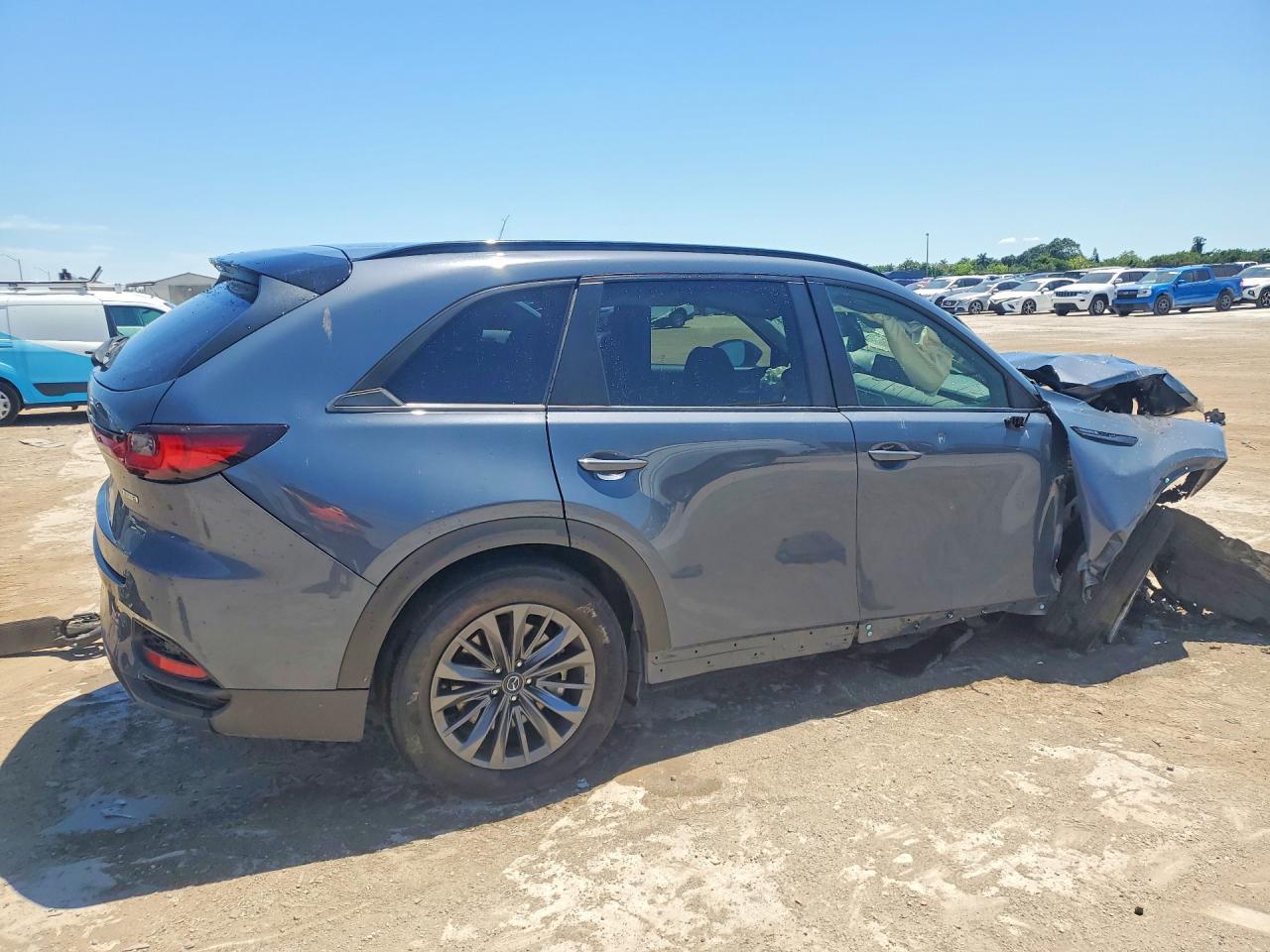 2025 MAZDA Cx-70