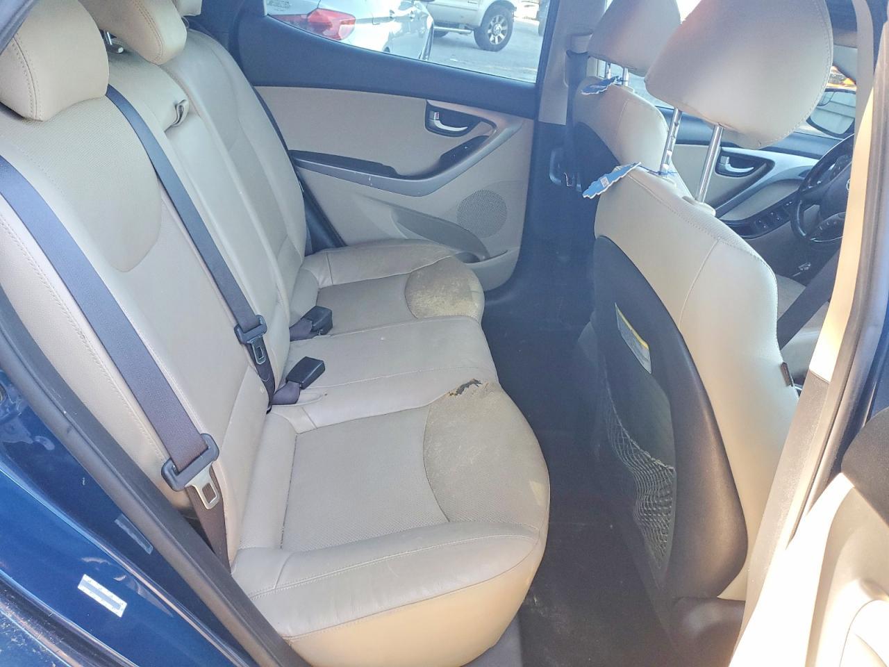 2014 HYUNDAI ELANTRA