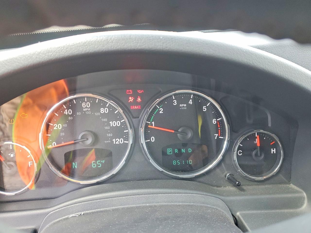 2012 JEEP Liberty
