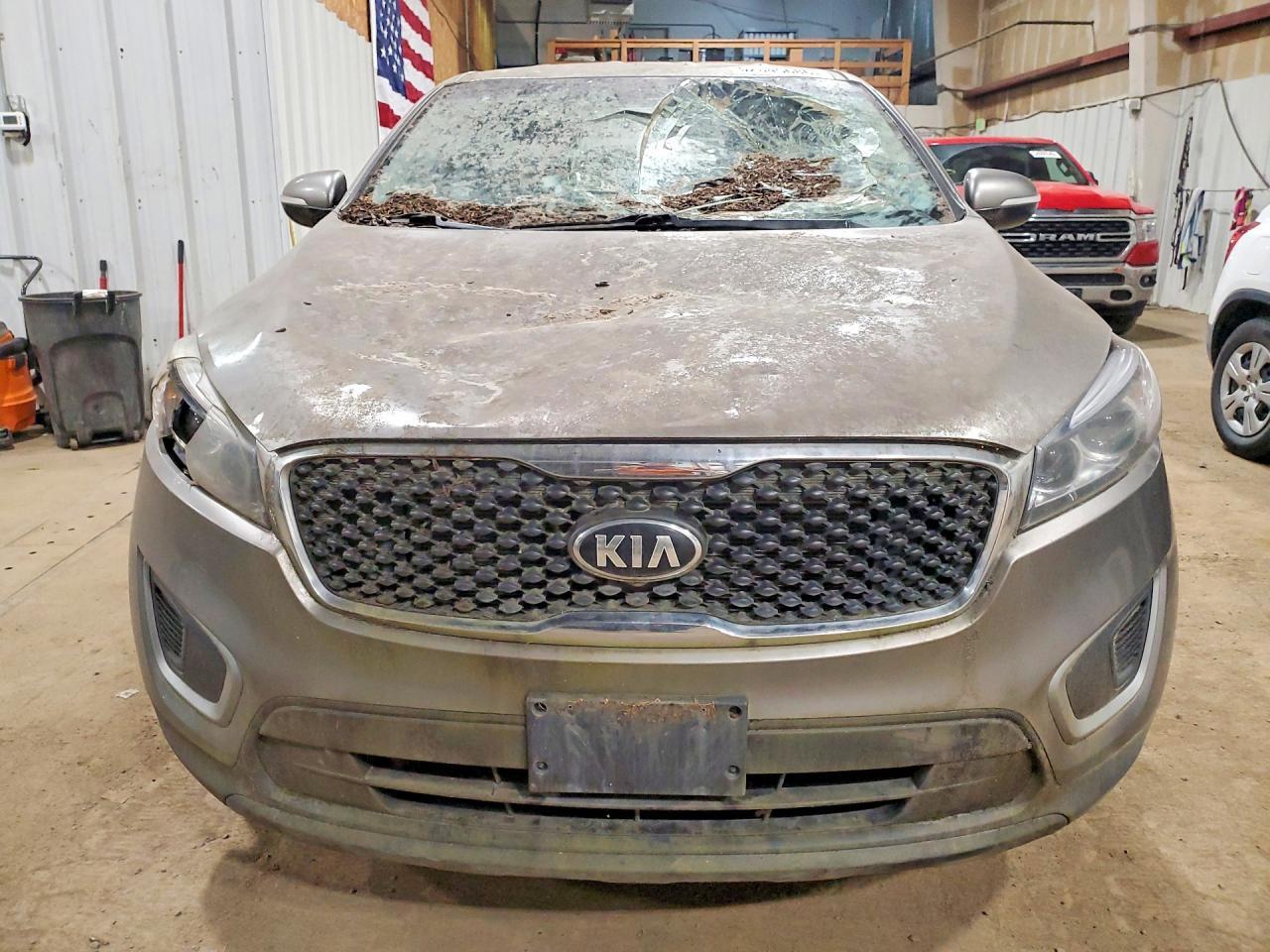 2017 KIA SORENTO
