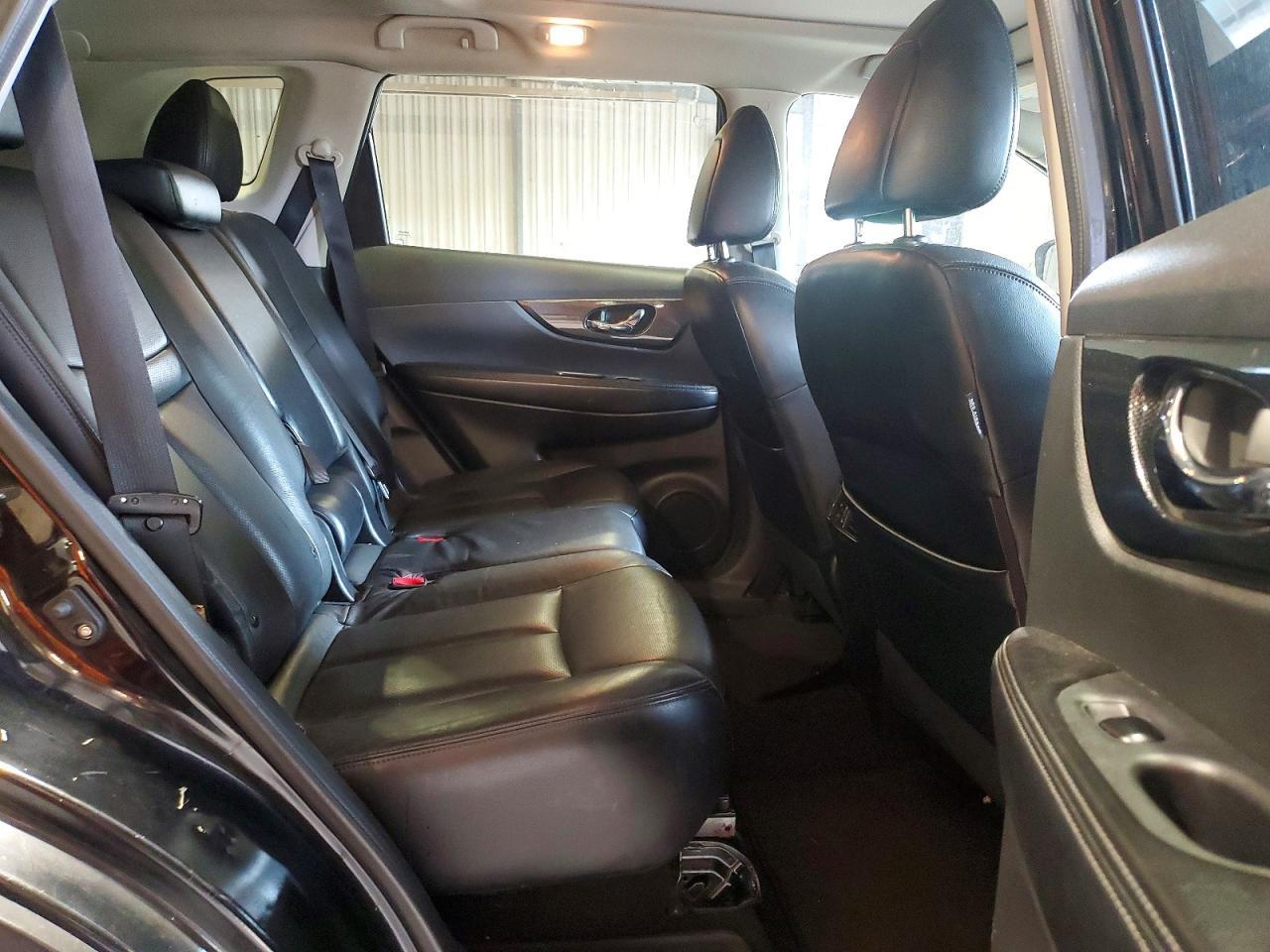 2014 NISSAN ROGUE