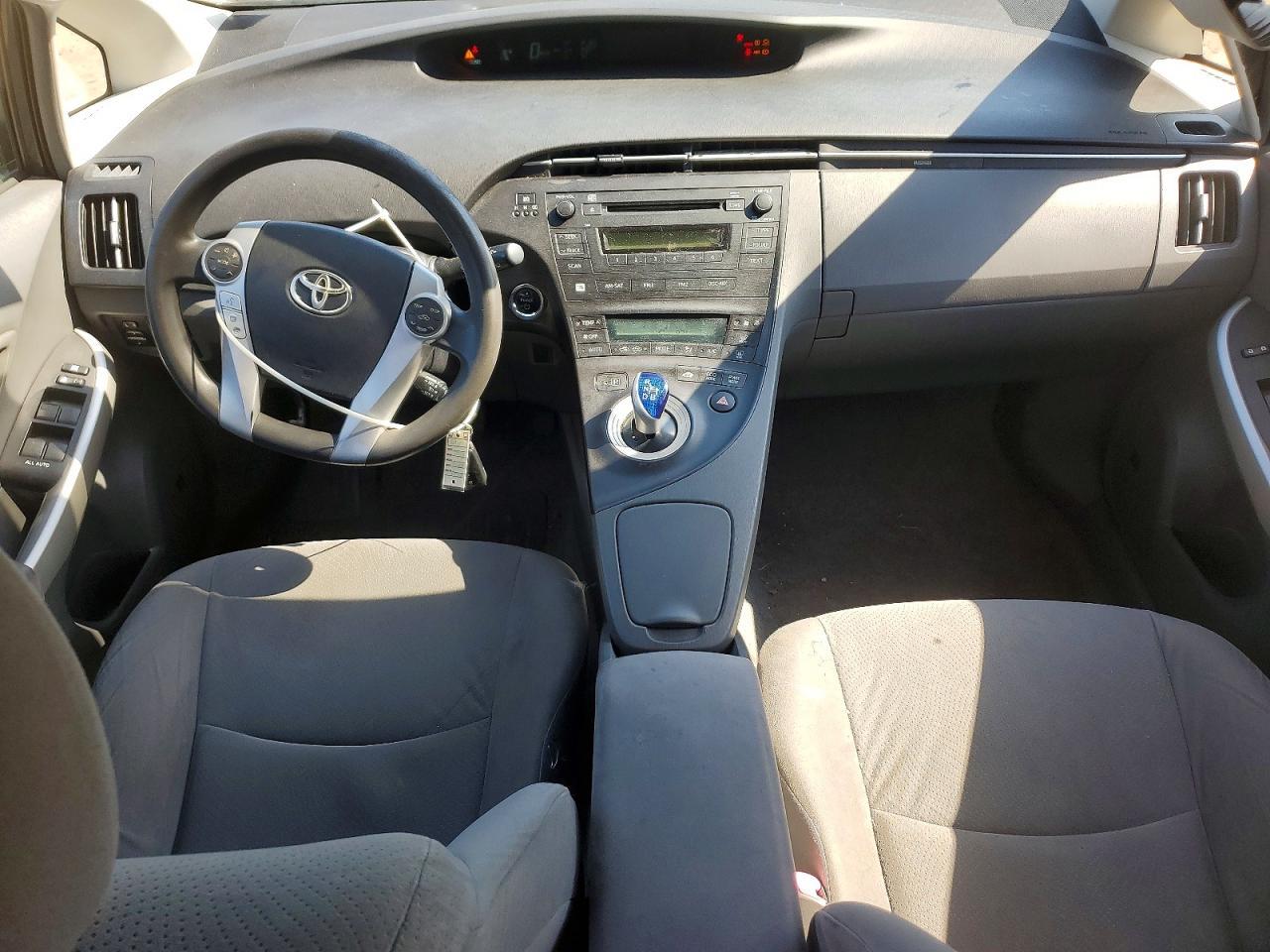 2010 TOYOTA PRIUS
