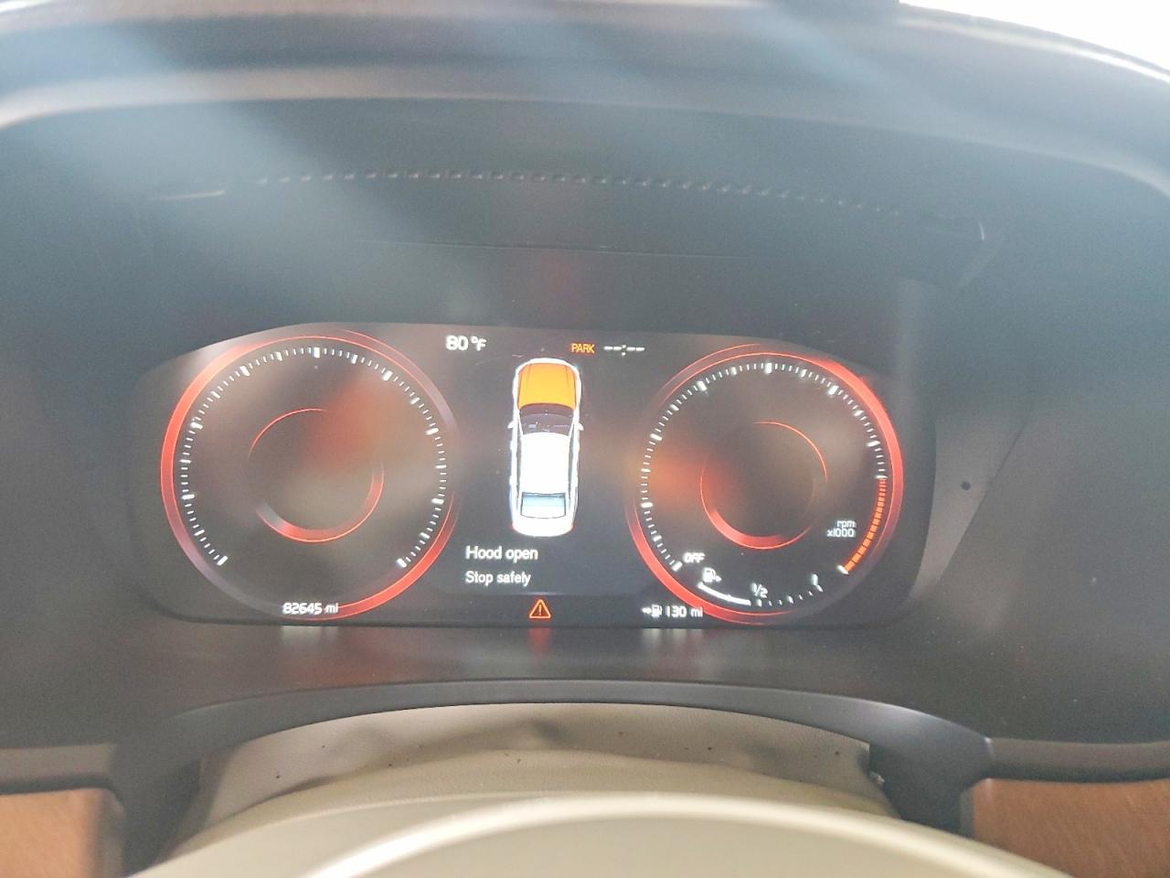 2017 VOLVO S90