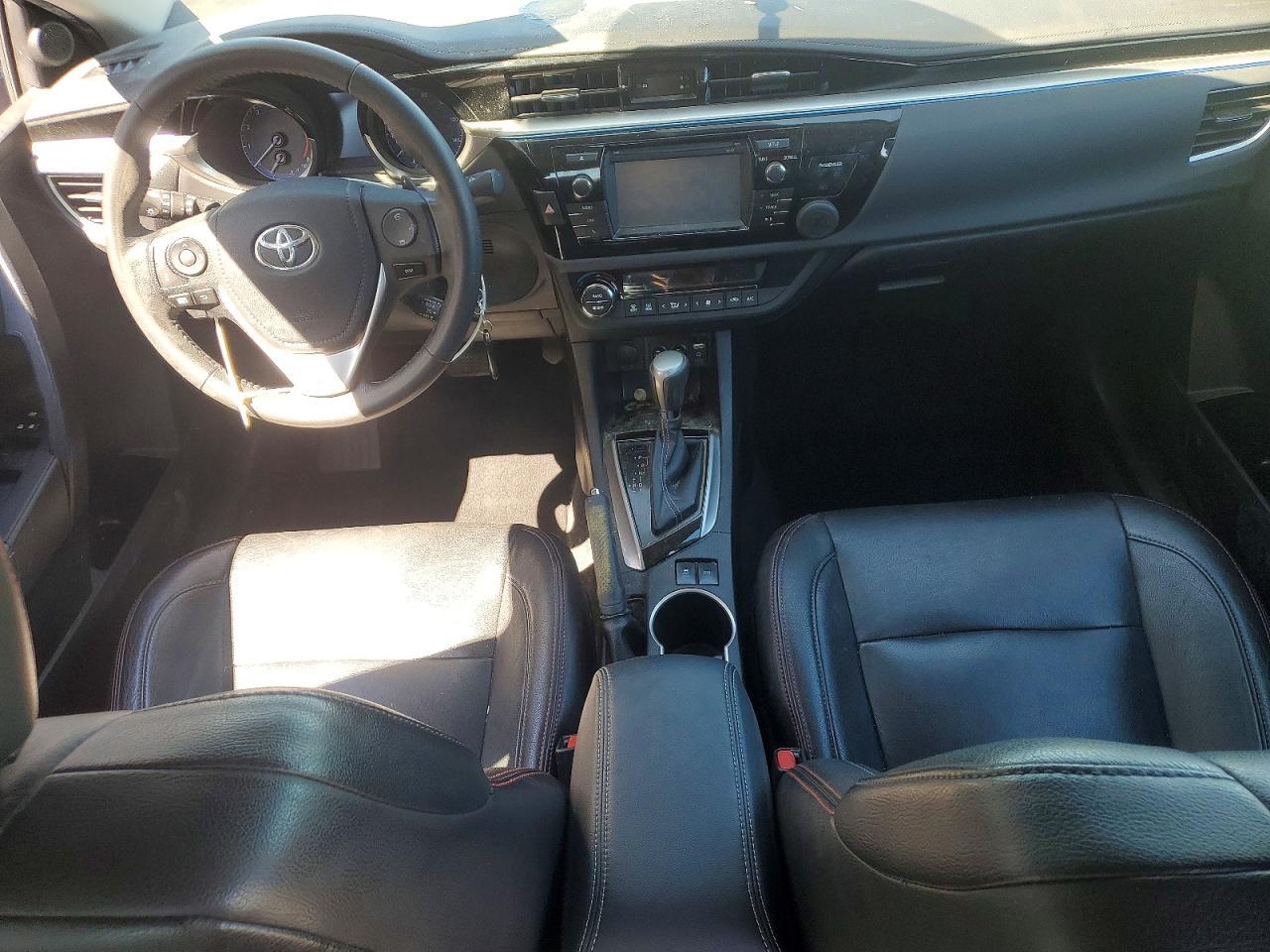2016 TOYOTA COROLLA
