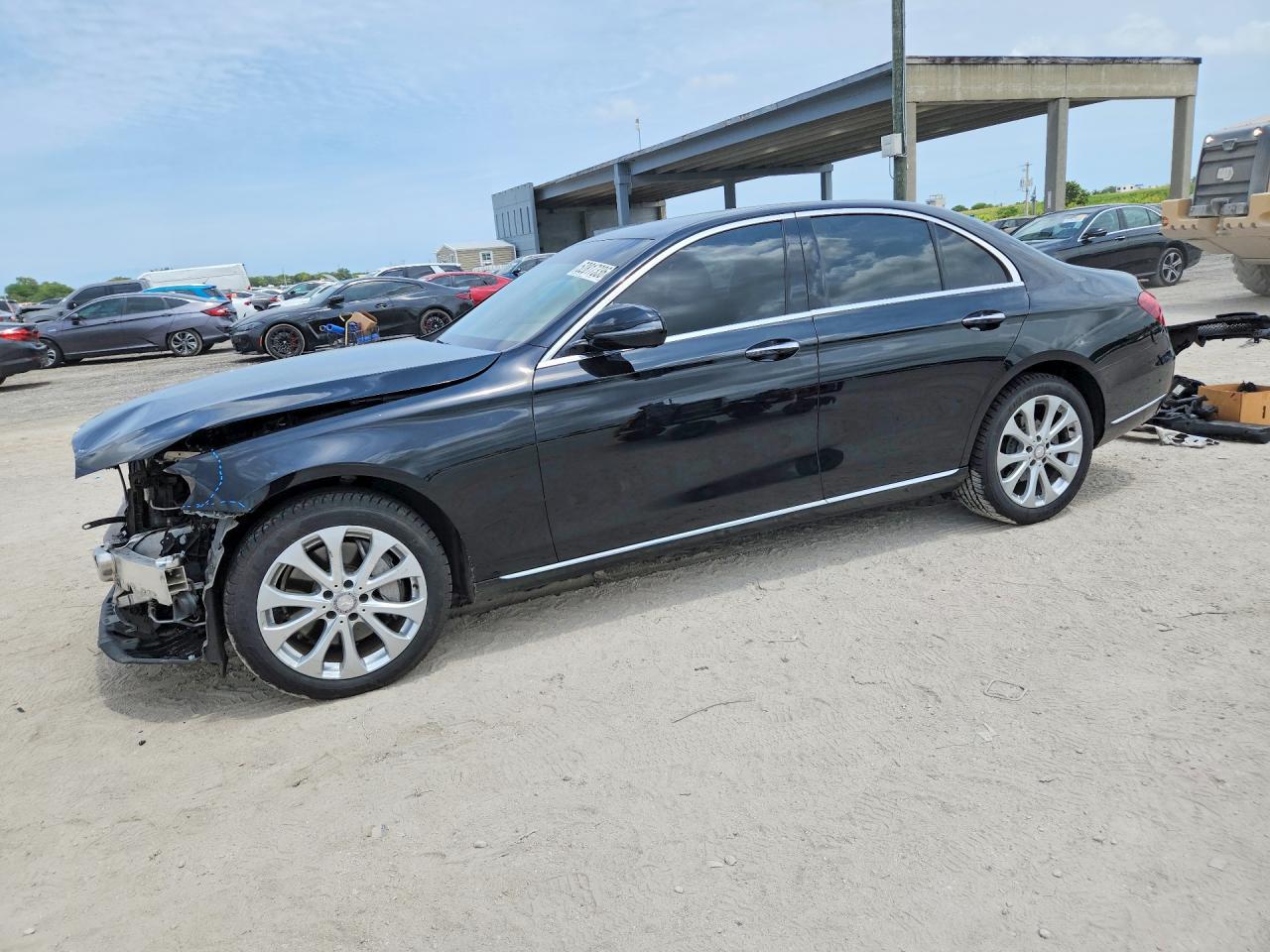 2017 MERCEDES-BENZ E-Class