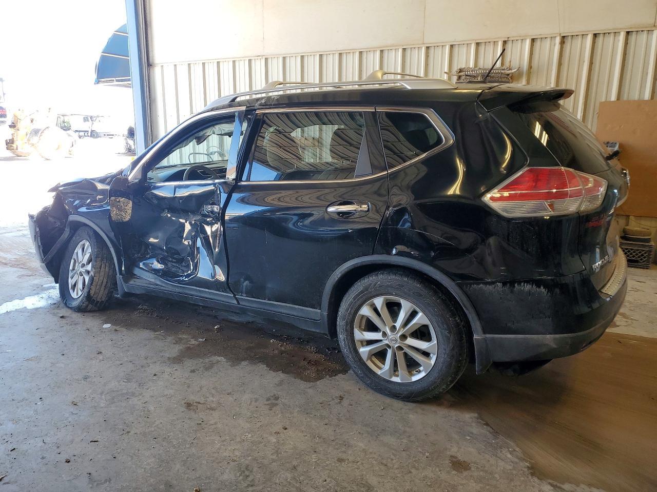 2015 NISSAN ROGUE