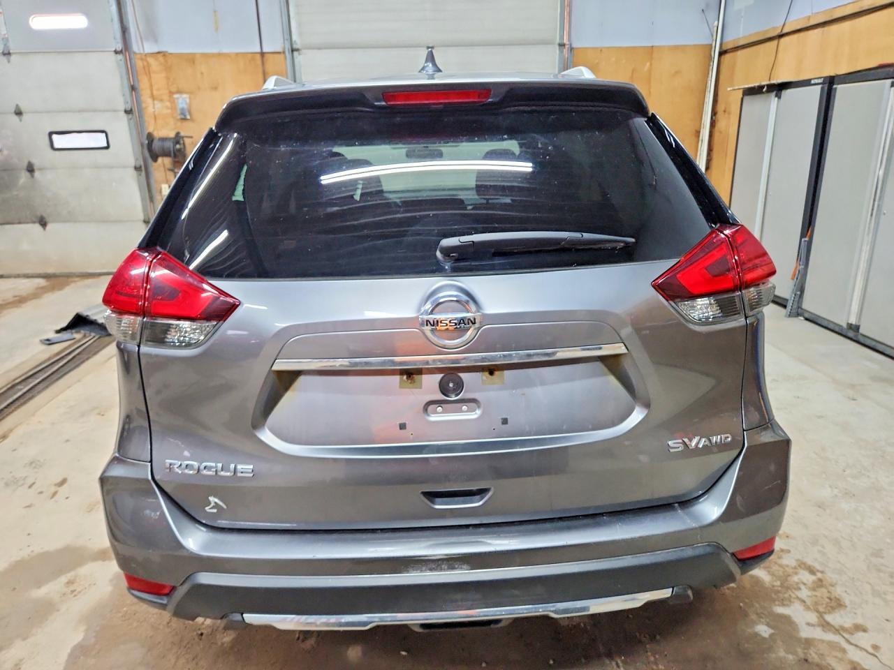 2017 NISSAN ROGUE