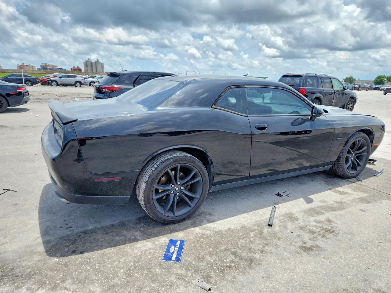 2018 DODGE Challenger