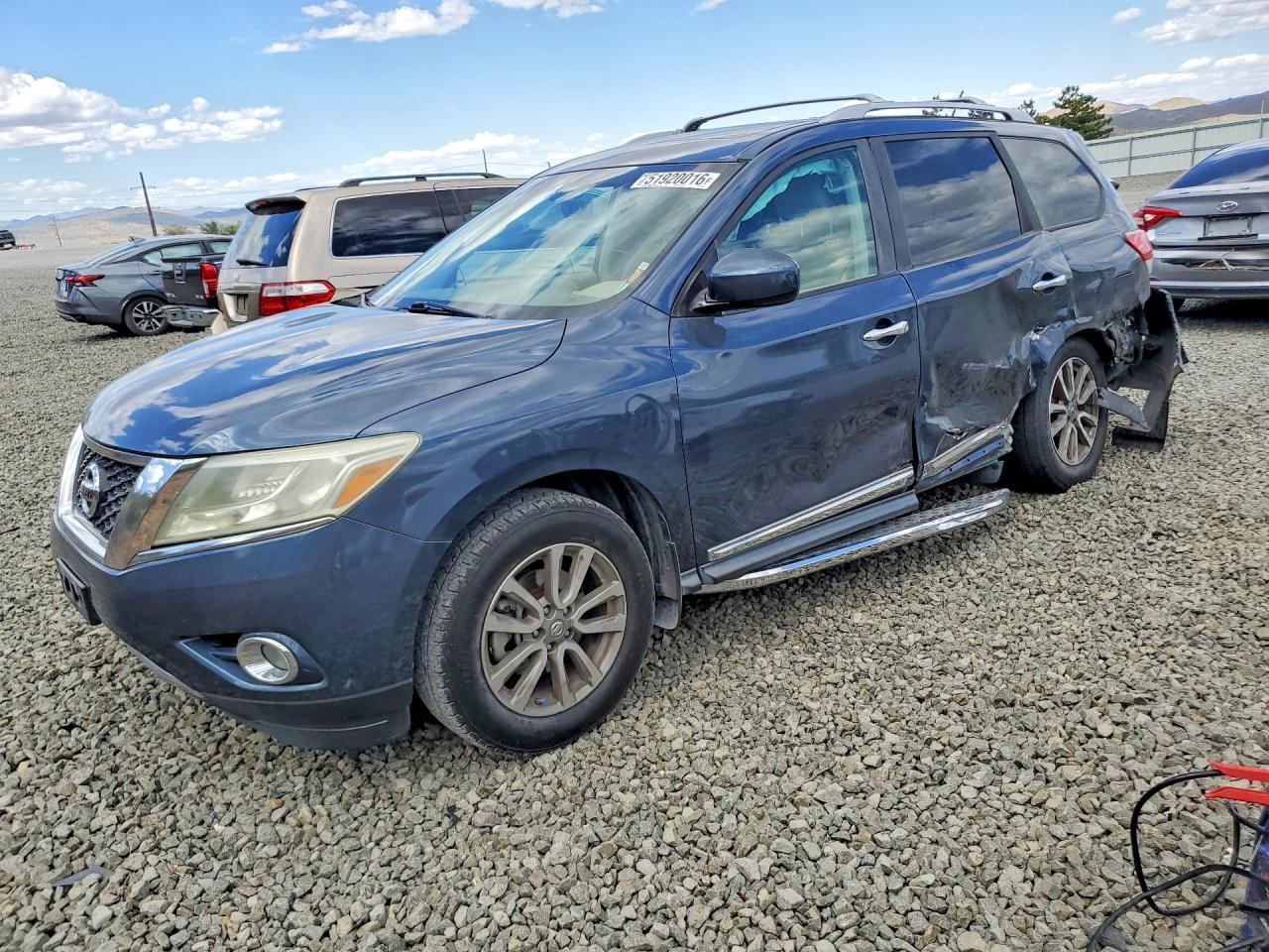 2014 NISSAN PATHFINDER