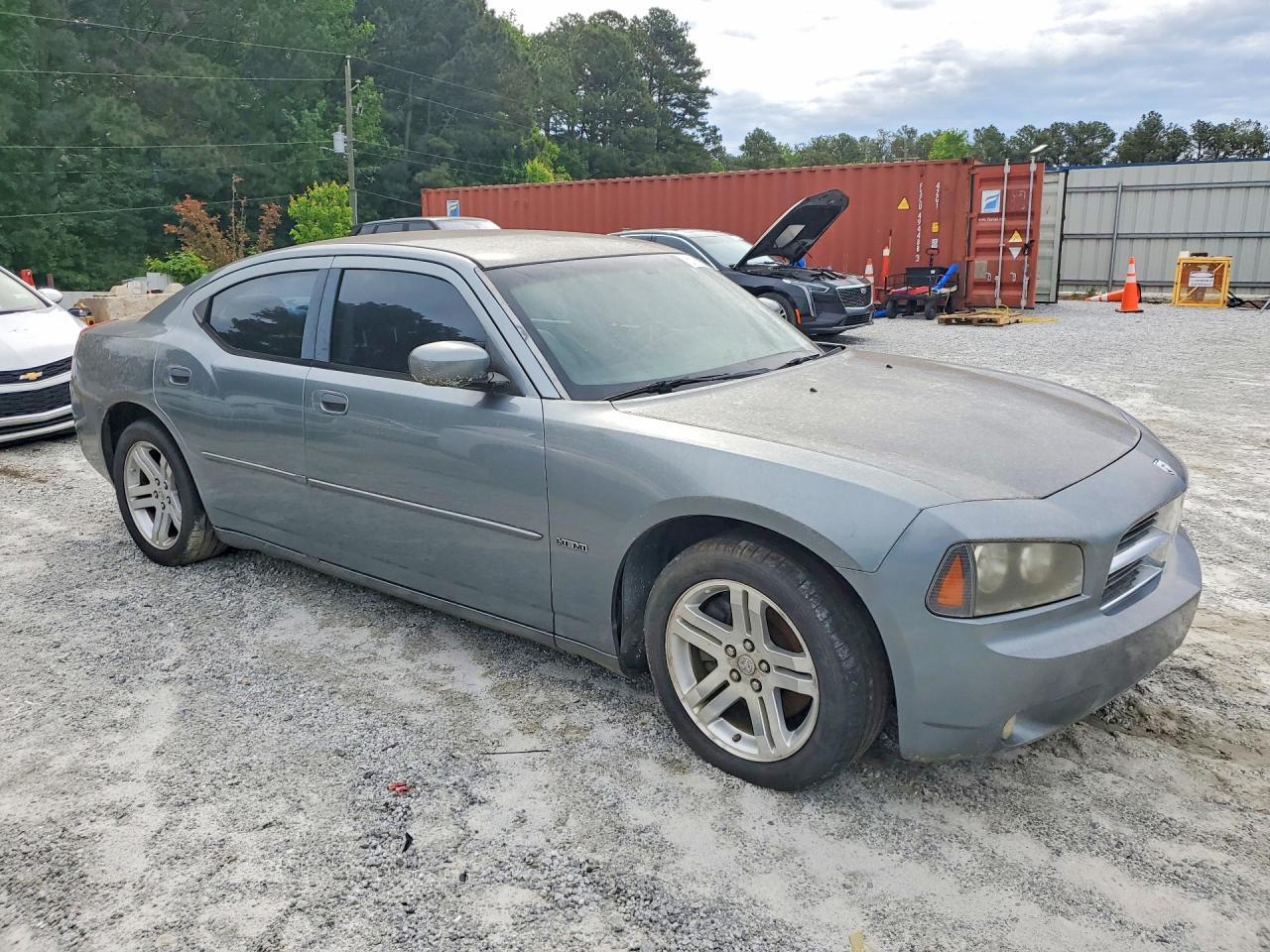 2006 DODGE CHARGER