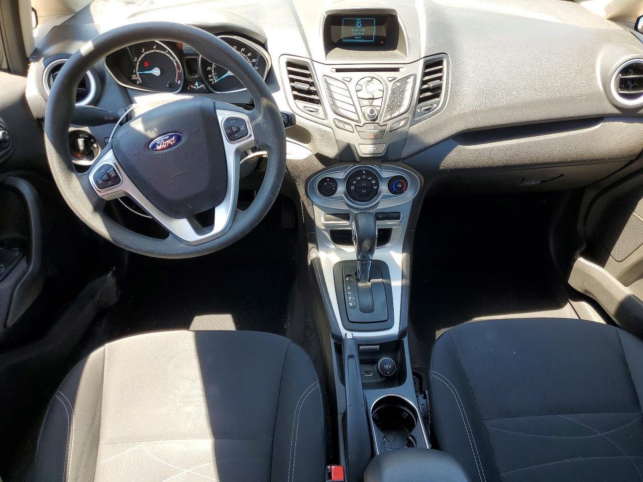 2017 FORD Fiesta