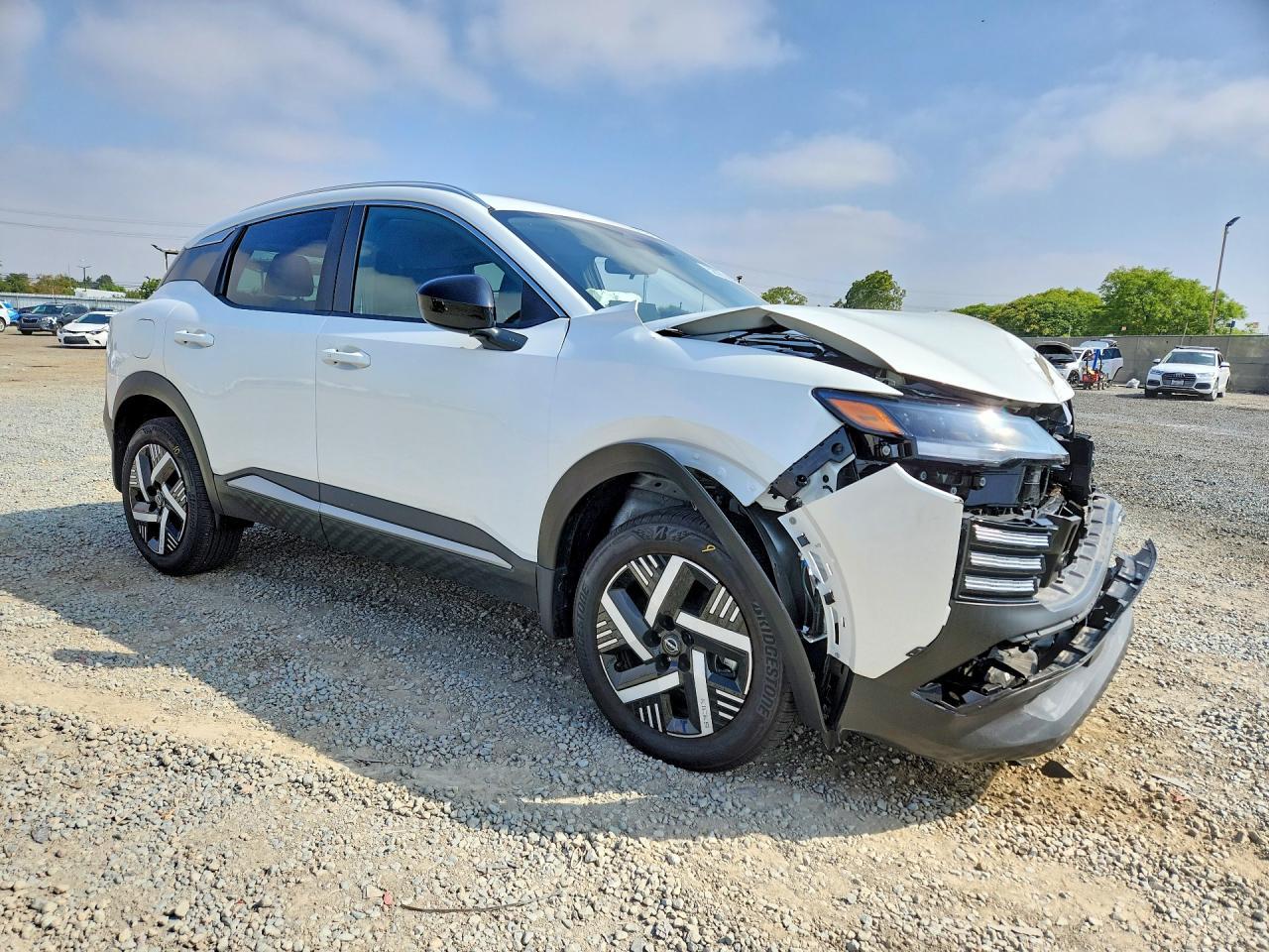 2026 NISSAN KICKS
