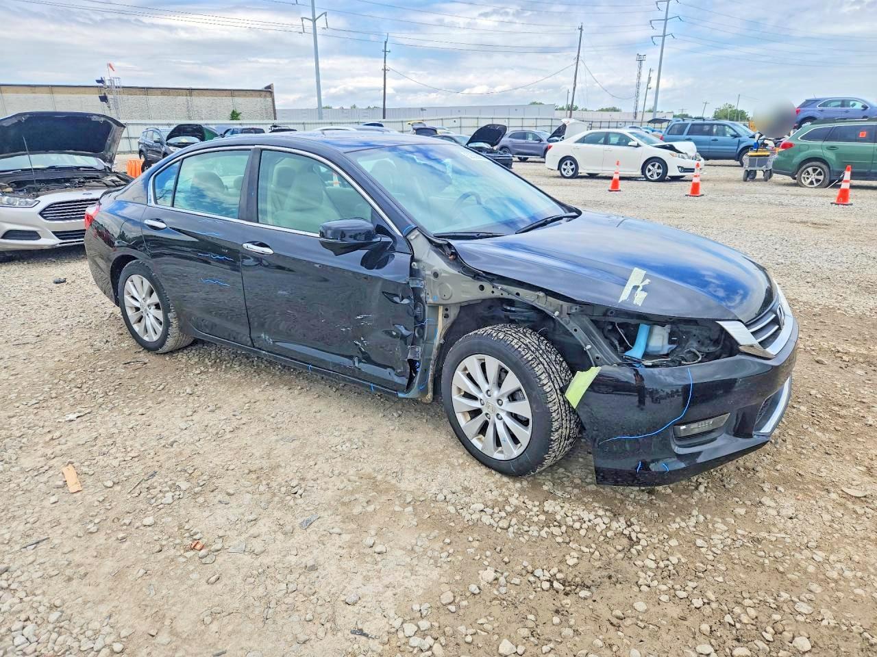 2015 HONDA ACCORD