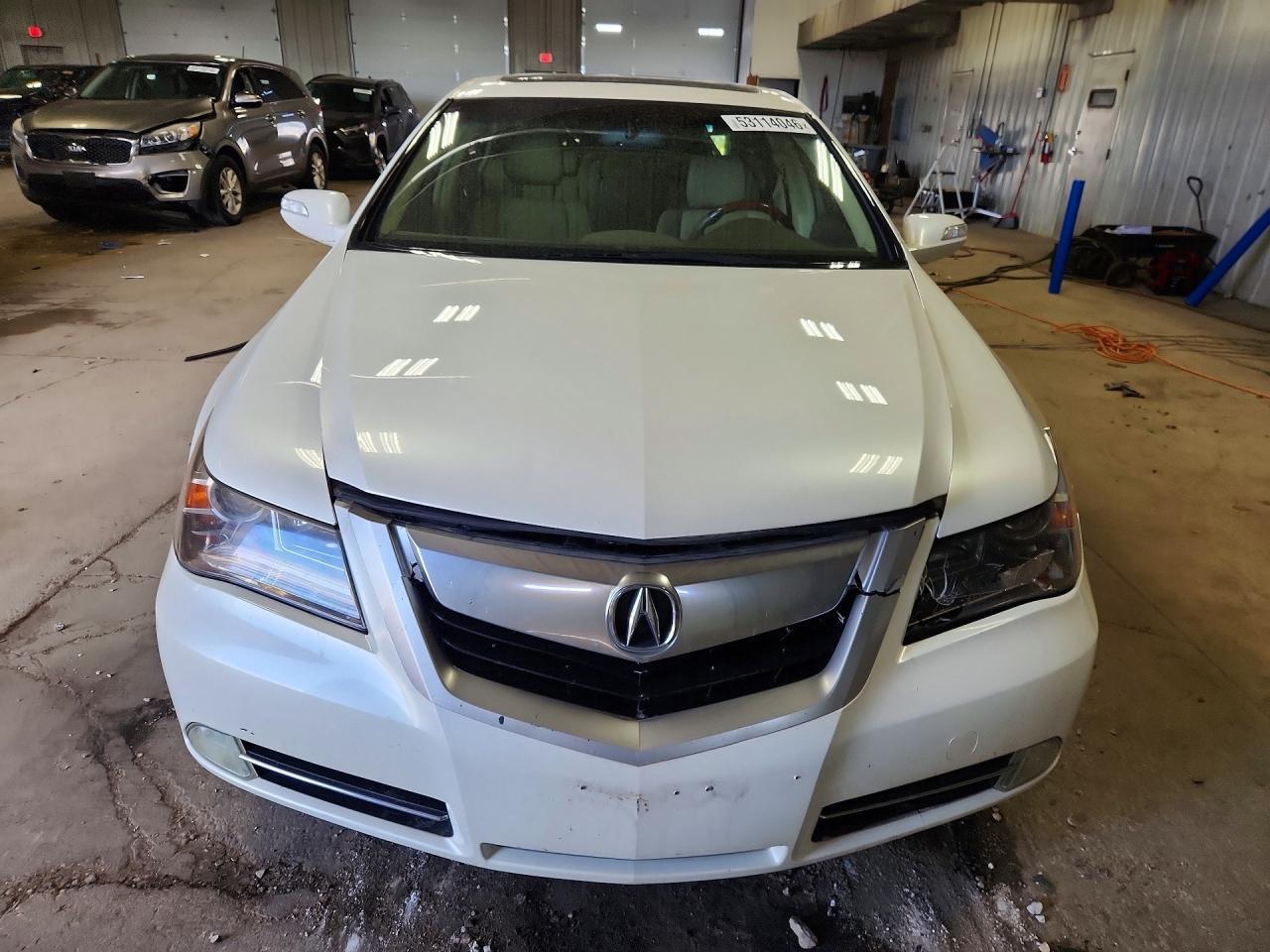 2010 ACURA RL